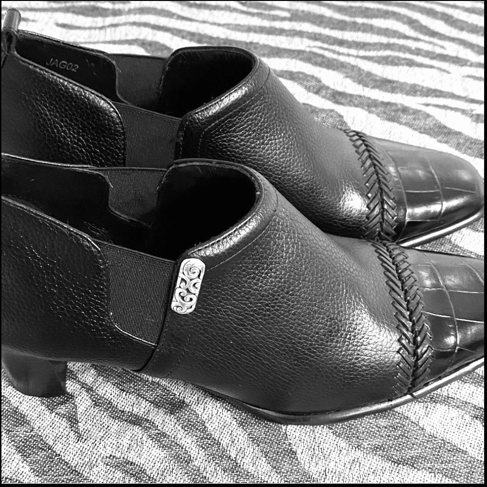 Brighton TreeShoe Bootie, Pebbled Leather Lace & Croc Details NWOB 6.5 VIDEO NOW